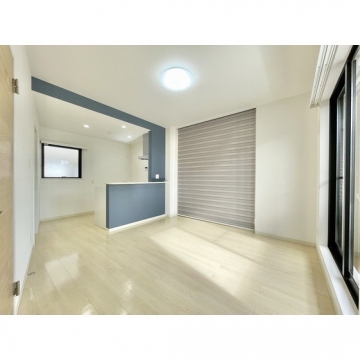 ファミーリエ荒井