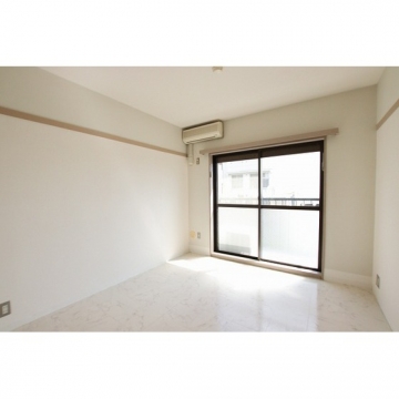 ラフォーレ八木山