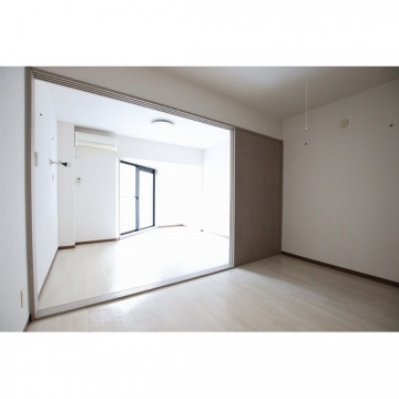 ベルシティエクセル泉