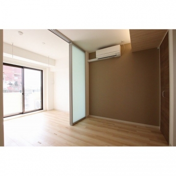 ラファール泉中央