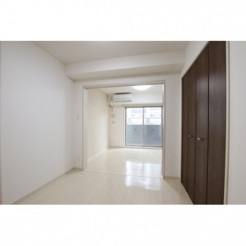 アスコット苦竹駅前