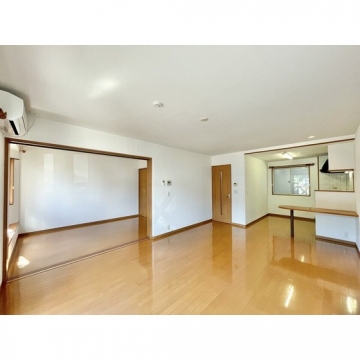 ウッディランド参番館