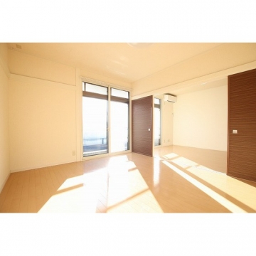 グリンエイト・サン