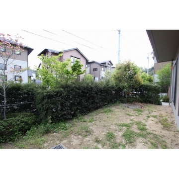 南中山6丁目戸建て