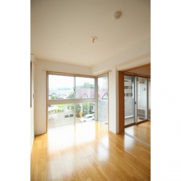 ゾンネモント子平町