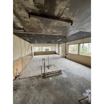 仙台市泉区市名坂貸店舗