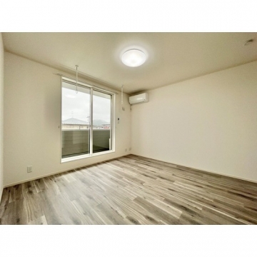 ペアレシア吉岡