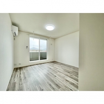 ペアレシア吉岡