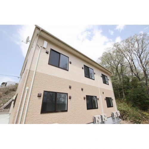 コンラッドヒルズB